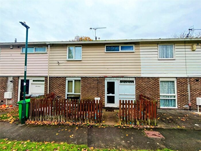 3 Bedroom Terraced House For Sale In Oakington Close, Nottingham, Nottinghamshire, NG5