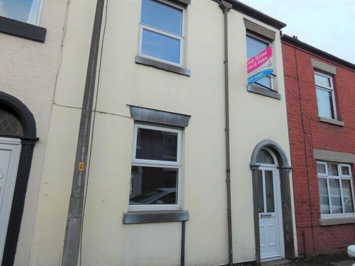 2 Bedroom Terraced House To Rent In East Street, Farington, Leyland, PR25