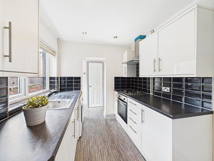 2 Bedroom House To Rent In Shakespeare Street, Loughborough - Inc Bills Optio, LE11