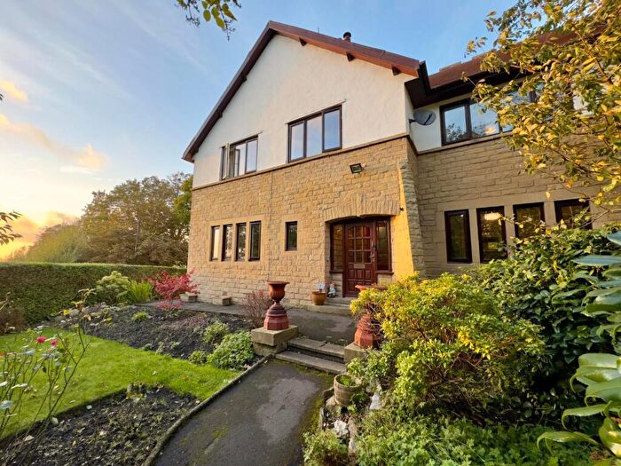 7 Bedroom Semi Detached House For Sale In The Crescent, Burnley, BB10