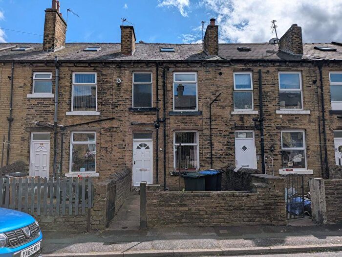 2 Bedroom Terraced House For Sale In , Grape Street Allerton, Bradford, BD15