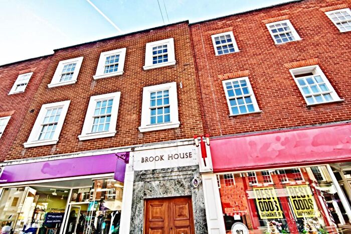 2 Bedroom Flat To Rent In Northbrook Street, Newbury, RG14