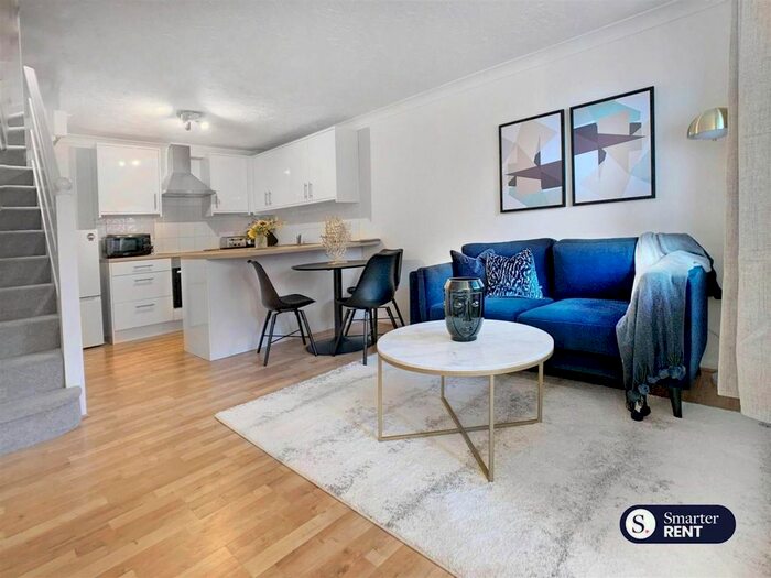 1 Bedroom Property To Rent In The Orchard, Lightwater, GU18