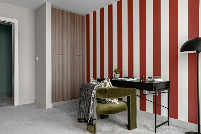 2 Bedroom Apartment To Rent In Broad Street, Birmingham, B15