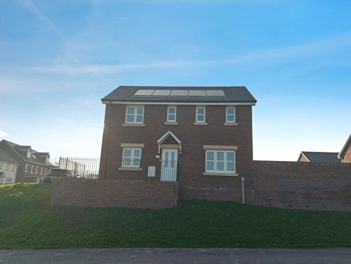 3 Bedroom Detached House For Sale In Carn Y Cefn, Ebbw Vale, NP23