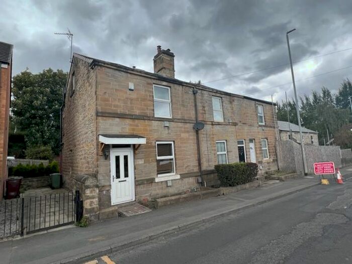 3 Bedroom Semi-Detached House To Rent In Leeds Road, Robin Hood, Wakefield, WF3