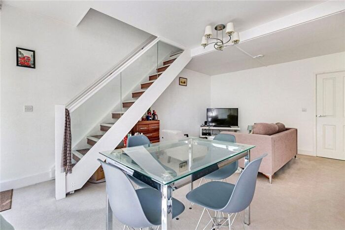 2 Bedroom Flat For Sale In West London Studios, London, SW6