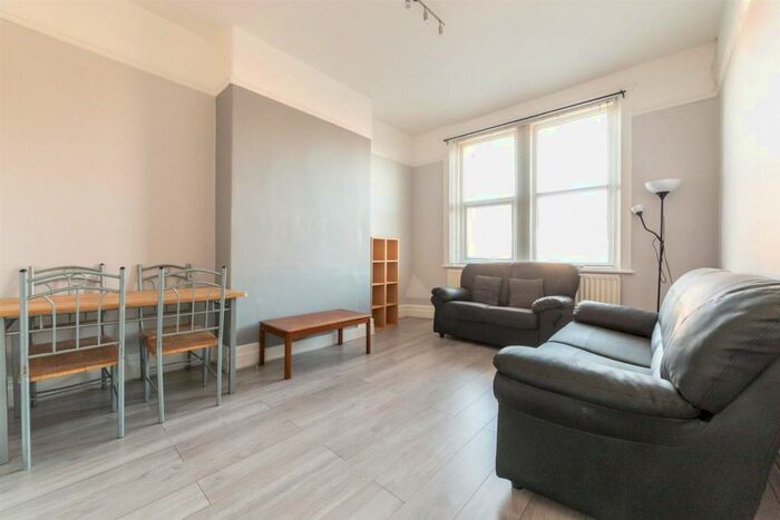 4 Bedroom Maisonette To Rent In **th November ** Chillingham Road, Heaton, NE6