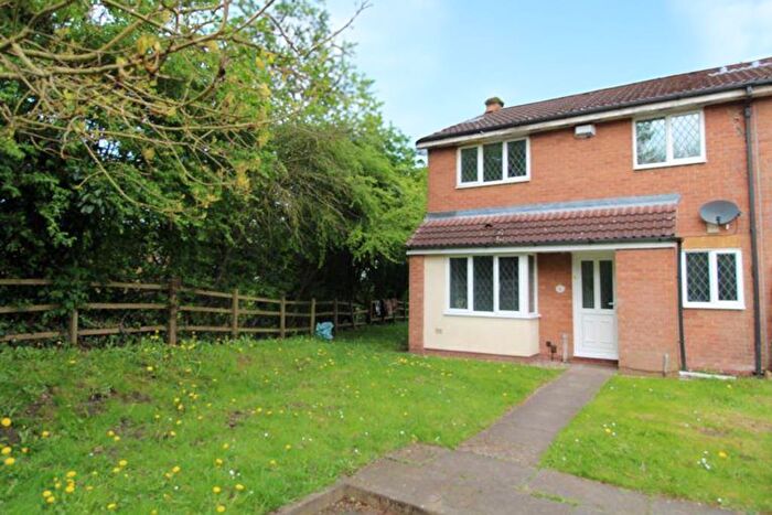 2 Bedroom Semi-Detached House To Rent In Dadford View, Brierley Hill, DY5