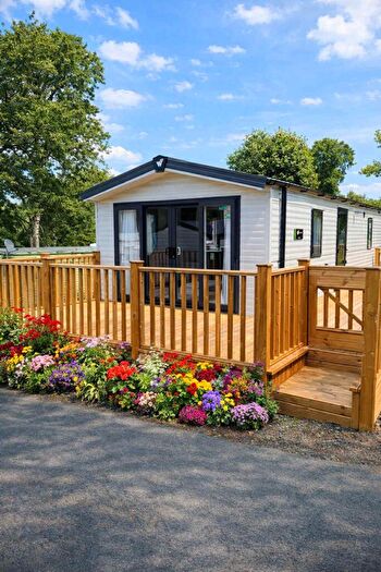 2 Bedroom Caravan For Sale In Upper Chapel Road, Garth, Builth Wells, Llangamarch Wells, LD4