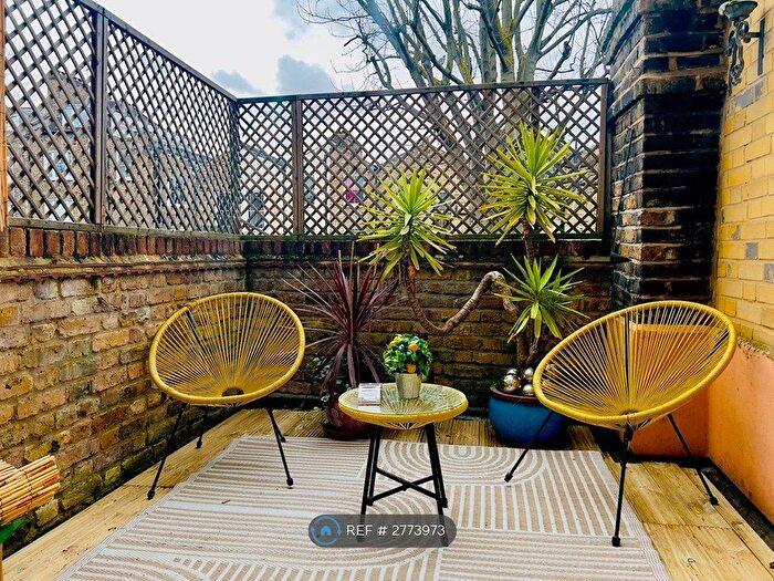 2 Bedroom Maisonette To Rent In Ferntower Road, London, N5