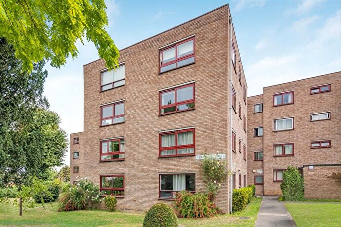 Studio To Rent In Kent Avenue, West Ealing, W13