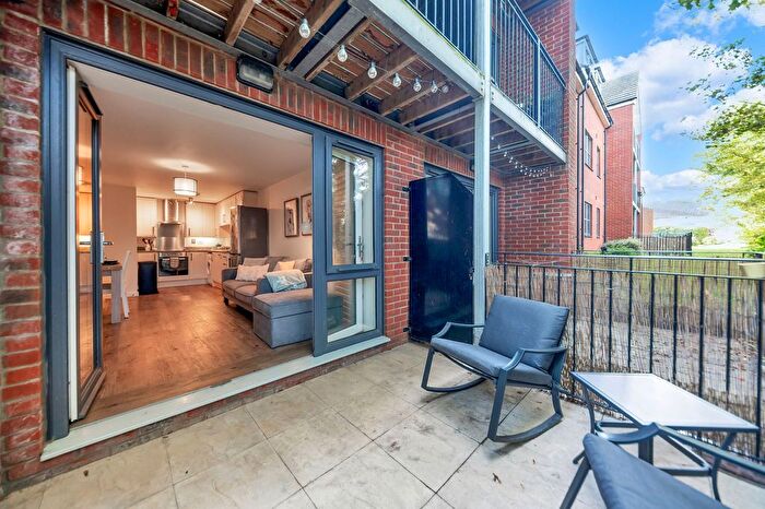 1 Bedroom Flat For Sale In Goodes Court, Royston, SG8