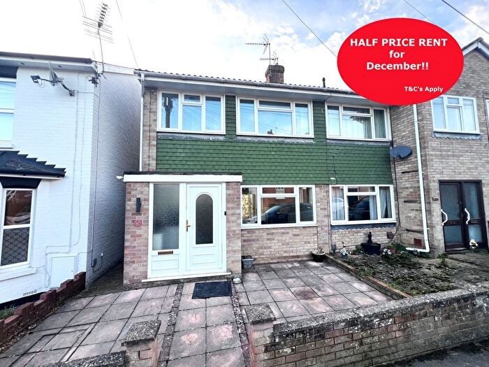 3 Bedroom End Of Terrace House To Rent In Edward Street, Southborough, Tunbridge Wells, TN4