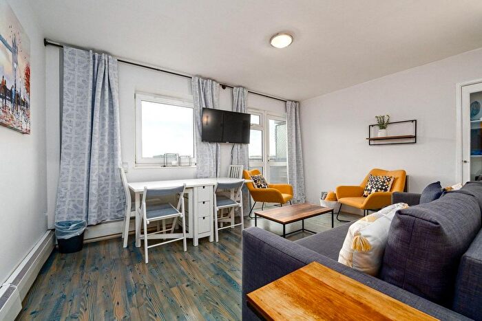 2 Bedroom Flat To Rent In London Borough Of Southwark, SE1