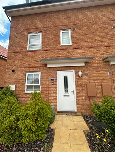 4 Bedroom House To Rent In Higgs Close, Overstone, NN6