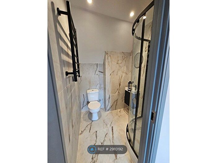 Studio To Rent In Knights Hill, London, SE27