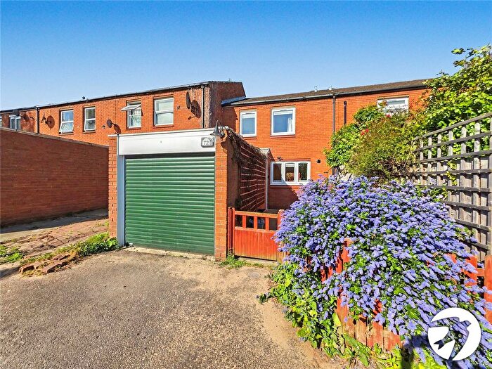 4 Bedroom Terraced House To Rent In Kimbolton Close, London, SE12