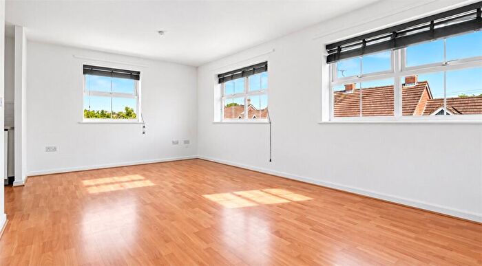 2 Bedroom Apartment To Rent In Ratcliffe Avenue, Kings Norton, Birmingham, West Midlands, B30