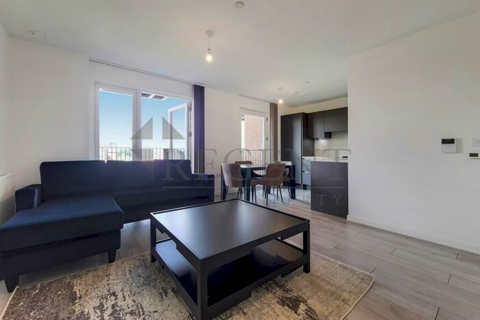 1 Bedroom Apartment To Rent In Cornwell House, New Market Place, E6