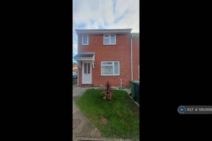 3 Bedroom End Of Terrace House To Rent In Tamar Close, St. Ives, PE27