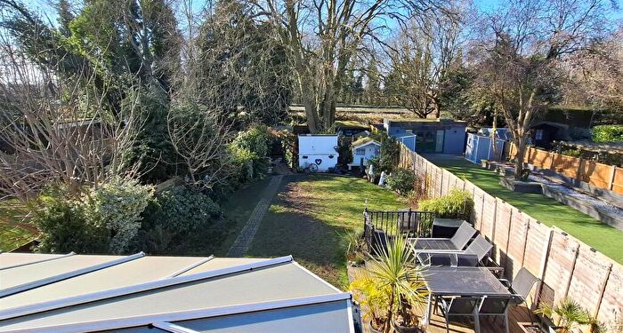 5 Bedroom Detached House For Sale In Wigmore Road, Wigmore, ME8