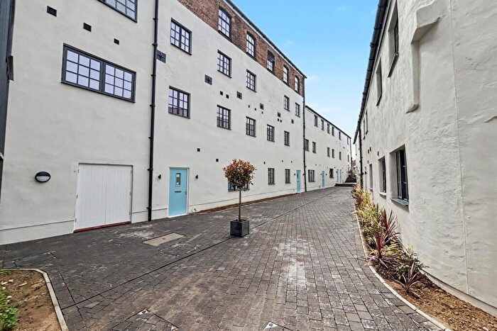 2 Bedroom Terraced House For Sale In Weymouth, DT4