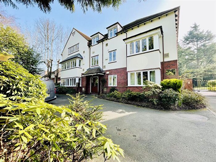 3 Bedroom Flat To Rent In Harborne Road, Edgbaston, B15