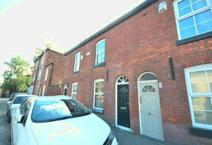 2 Bedroom Property To Rent In Vicker Grove, Manchester, Greater Manchester, M20