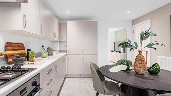 3 Bedroom Detached House For Sale In Beagle Road, Cambridge, CB3