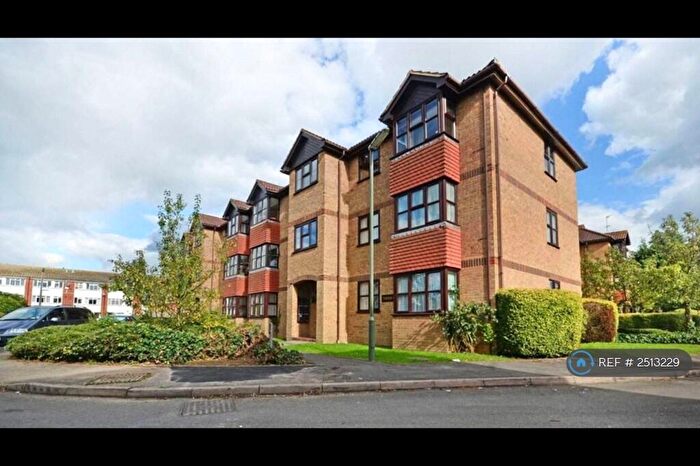 1 Bedroom Flat To Rent In Mangles Road, Guildford, GU1