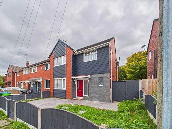 3 Bedroom Terraced House For Sale In Furness Road, Middleton, Manchester, M24