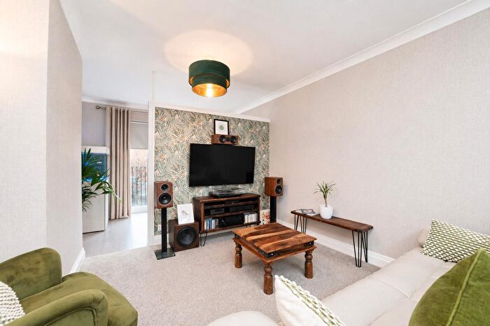 2 Bedroom Semi Detached House For Sale In Walmersley Old Road, Bury, BL9