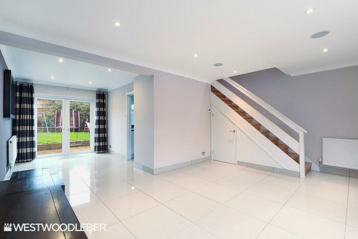 3 Bedroom End Of Terrace House To Rent In Stockwell Close, Cheshunt, EN7