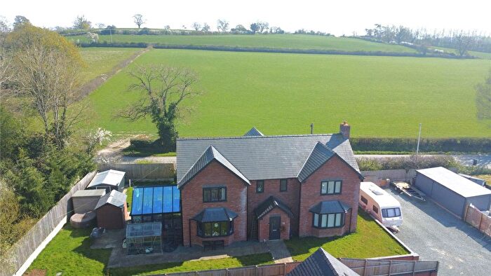 4 Bedroom Detached House For Sale In Church Farm Close, Forden, Welshpool, Powys, SY21