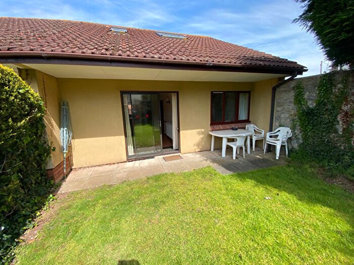 3 Bedroom Barn Conversion To Rent In Anchor Street, Watchet, TA23