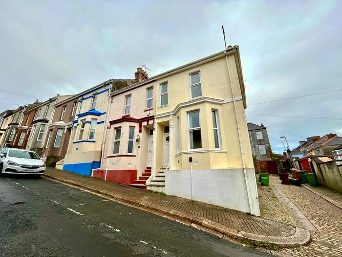 3 Bedroom End Of Terrace House To Rent In Beatrice Avenue, Keyham, Plymouth, Devon, PL2