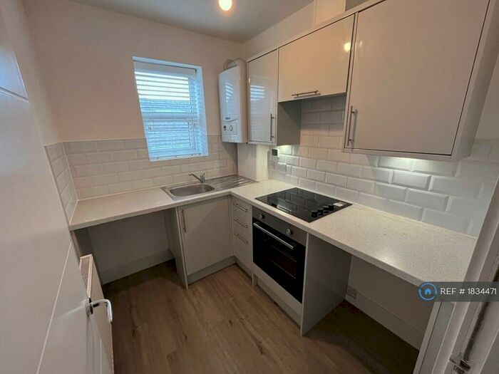 1 Bedroom Flat To Rent In Christchurch Road, Bournemouth, BH1