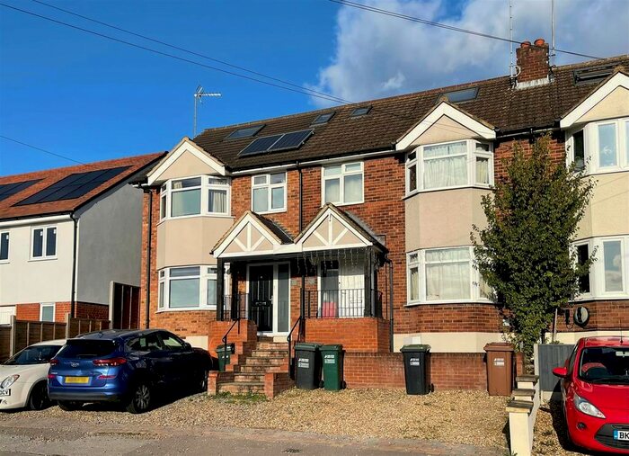 4 Bedroom Terraced House To Rent In Primrose Hill, Kings Langley, WD4