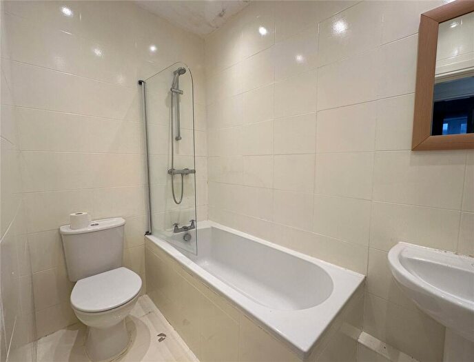 2 Bedroom Apartment To Rent In Sallyport House, City Road, Newcastle Upon Tyne, Tyne And Wear, NE1