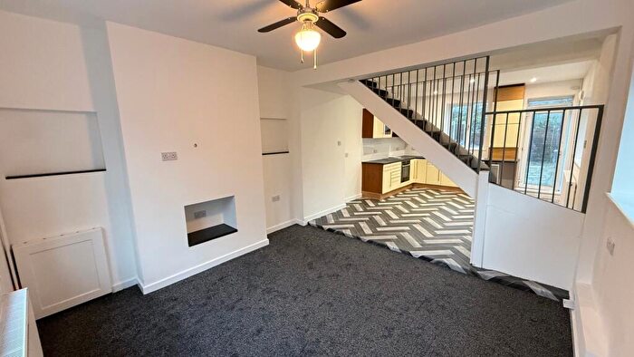 3 Bedroom Terraced House To Rent In Schofield Street, Mexborough, S64