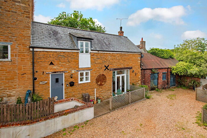 2 Bedroom Cottage For Sale In Crossbank Barn, Rockingham Road, Cottingham, Market Harborough, Leicestershire, LE16