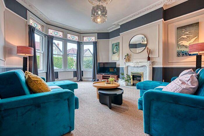 2 Bedroom Flat For Sale In Wells Road, Bristol, BS4