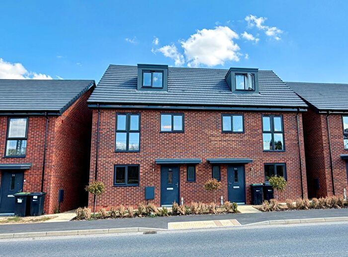 4 Bedroom Property To Rent In Roundhouse Way, Wellingborough, NN8