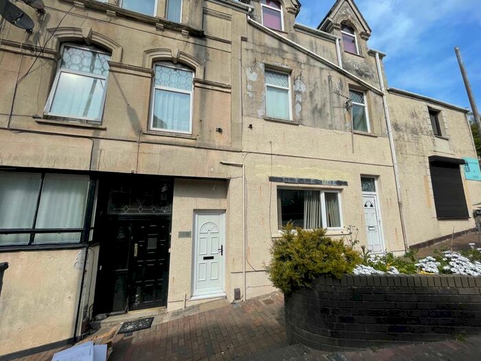 2 Bedroom Flat To Rent In Villiers Street, Briton Ferry, Neath, SA11