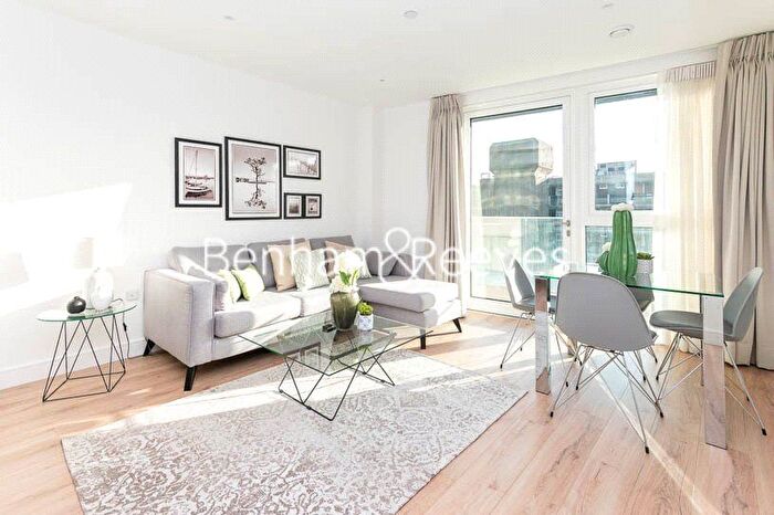 2 Bedroom Flat To Rent In Glenthorne Road, London, W6