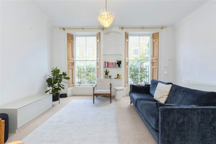 2 Bedroom Flat To Rent In Richmond Avenue, Barnsbury, Islington, London, N1