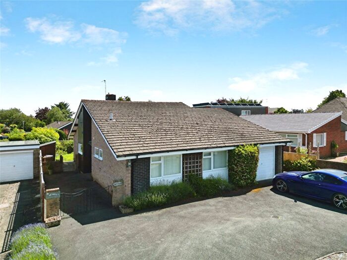 3 Bedroom Bungalow For Sale In Croeswylan Lane, Oswestry, Shropshire, SY10