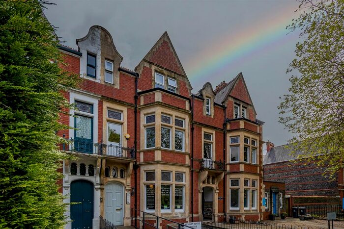 2 Bedroom Flat To Rent In Penylan Road, Penylan, CF23