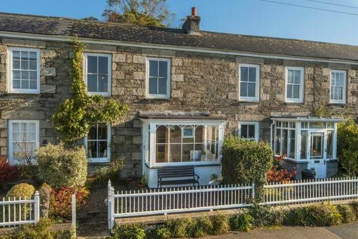 3 Bedroom Cottage To Rent In St. Johns Terrace, Truro, TR3